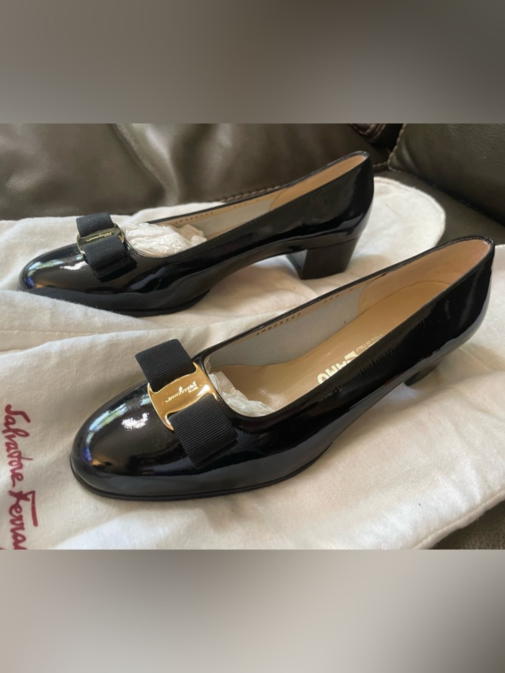 Salvatore Ferragamo Black Patent Vara Bow 30mm Heel Pumps